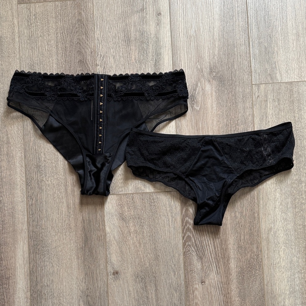 NWT Victoria’s Secret Black Lace and Mesh Cheeky Panty Set